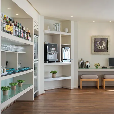 H10 Conquistador מלון