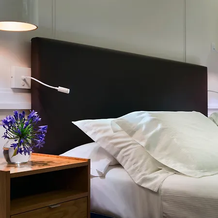 H10 Conquistador פלאייה דה לאס אמריקס