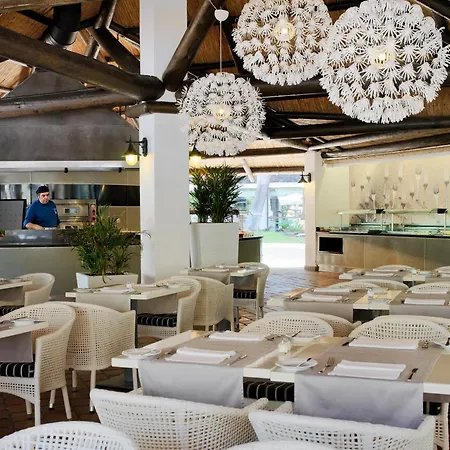 מלון H10 Conquistador 4*