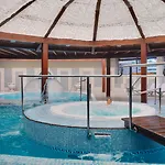 H10 Conquistador Hotel 4*
