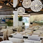 Готель H10 Conquistador 4*