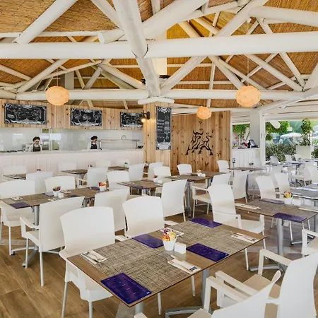 H10征服者酒店 4*