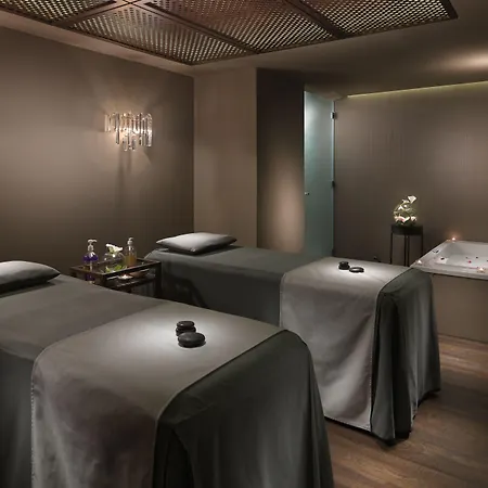 酒店 H10征服者酒店 4*