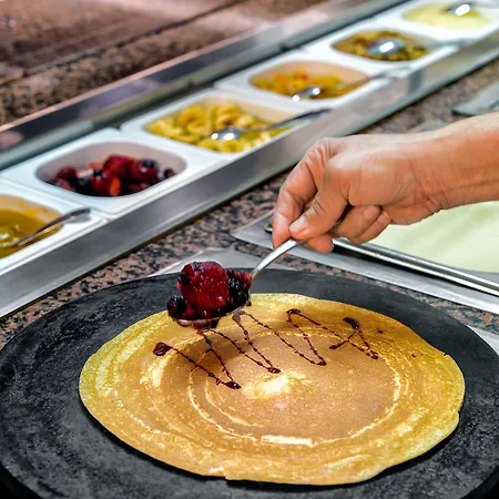 酒店 H10征服者酒店