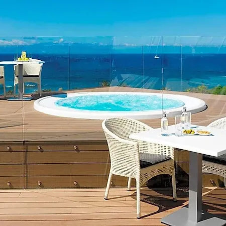 Hotel H10 Conquistador 4*