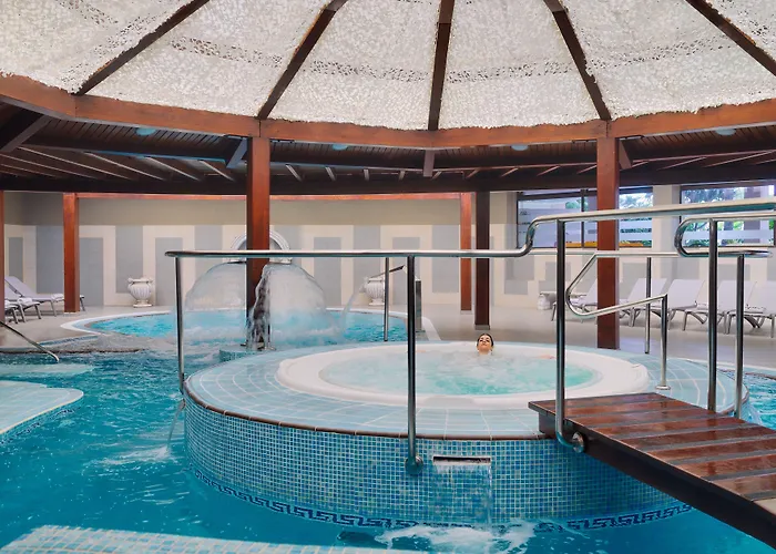 H10 Conquistador Hotell 4*