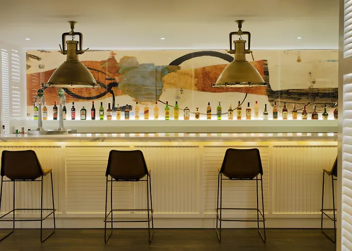 Hotel H10 Conquistador 4*