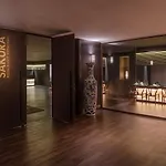 Отель H10 Conquistador Плая-де-лас-Америкас