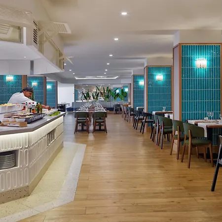 Отель H10 Conquistador 4*